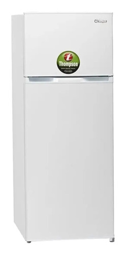 Heladera Con Freezer Thompson Rth-210 Color Blanco Con Capacidad De 204l
